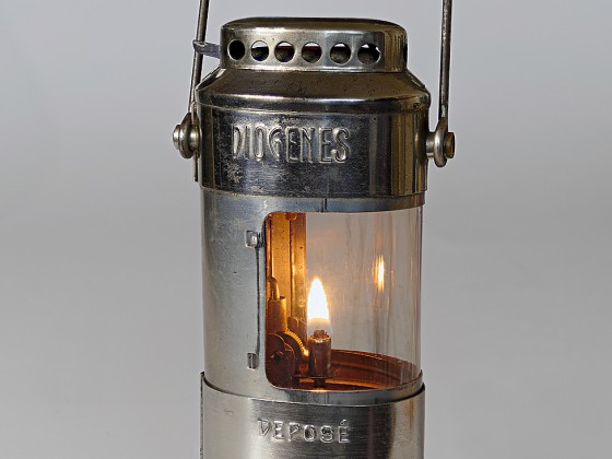 Diogenes Benzinlampe
